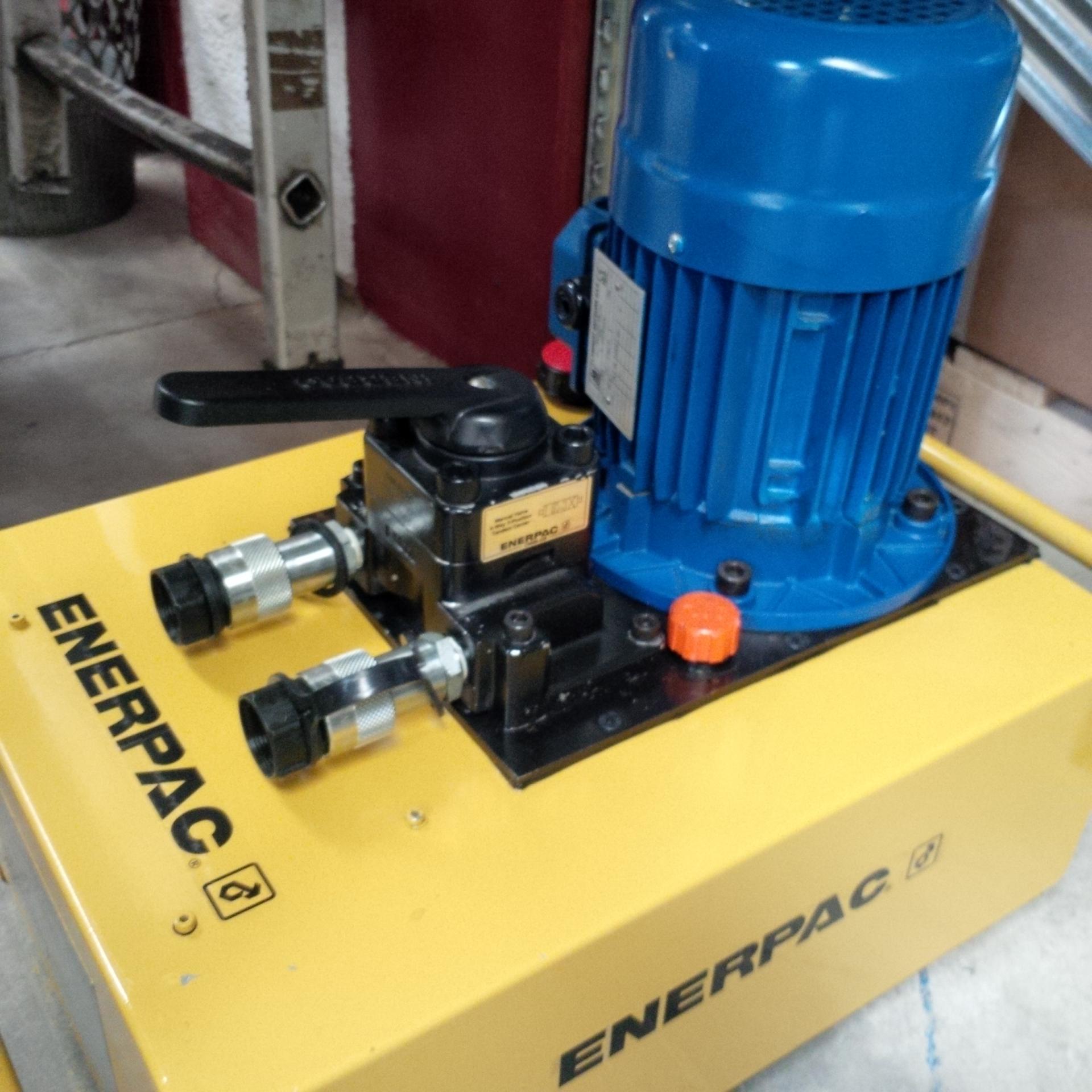 ENERPAC MANOMETRE HYDRAULIQUE 10000PSI 700 - Manomètres et compteur de  pression hydraulique à cadran - ENPGP10S
